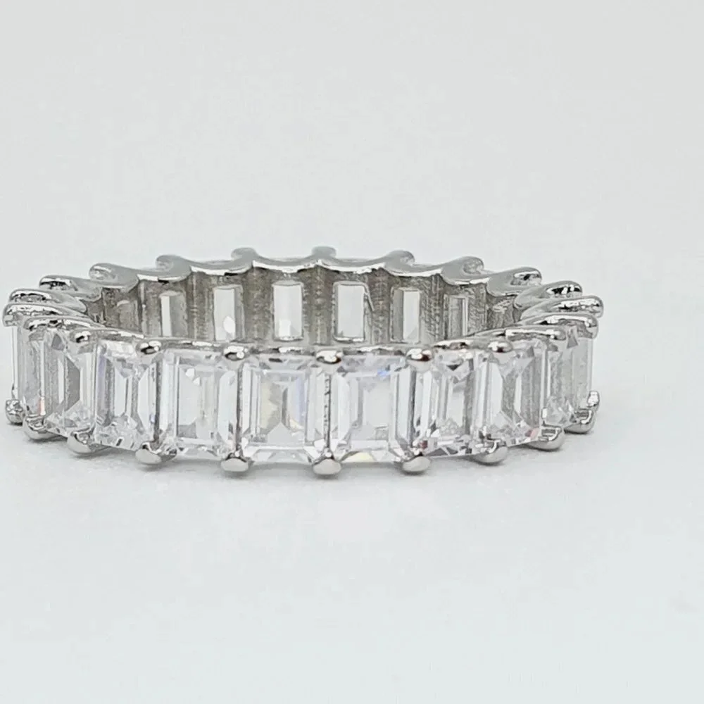 💎925 Sterling Silver Plated Clear CZ Eternity Wedding/Engagement Ring UN… - Picture 5 of 8